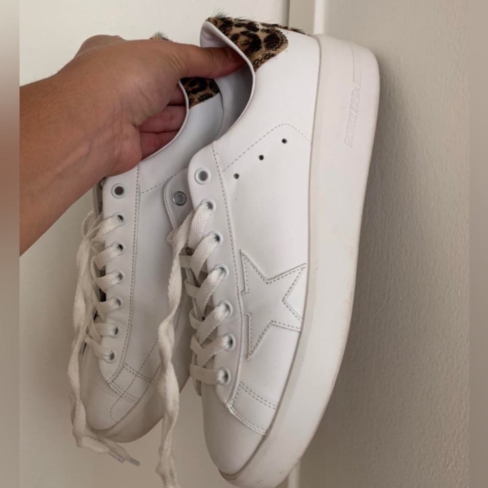 Golden Goose Sneakers
